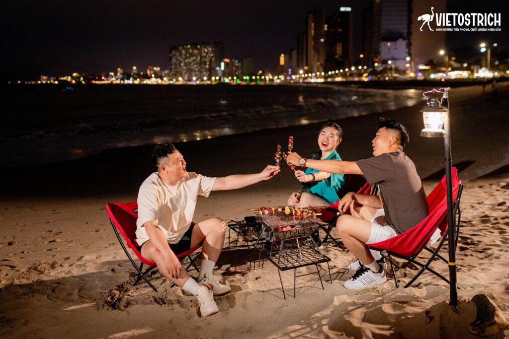 Trong số các lựa chọn thực phẩm, thịt đà điểu đang trở thành “ngôi sao” được truyền tai nhau nhờ giá trị dinh dưỡng, tính tiện lợi và hương vị độc đáo.