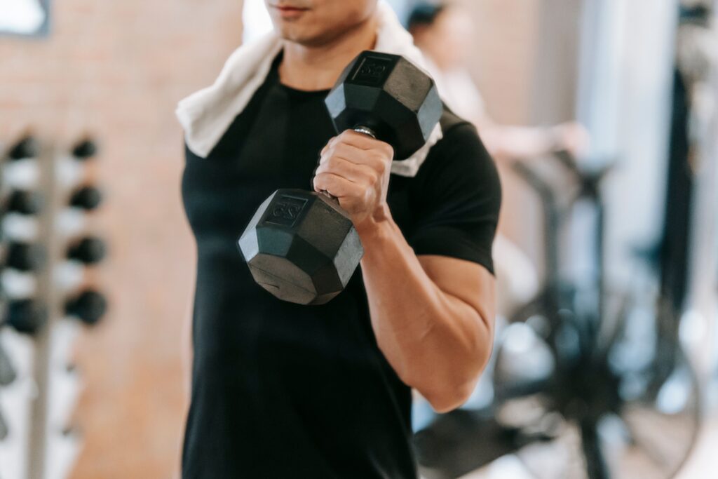 Với giá trị dinh dưỡng cao, ít chất béo và giàu protein, loại thịt đà điểu không chỉ giúp duy trì sức khỏe mà còn hỗ trợ tối ưu hóa hiệu suất tập luyện. 